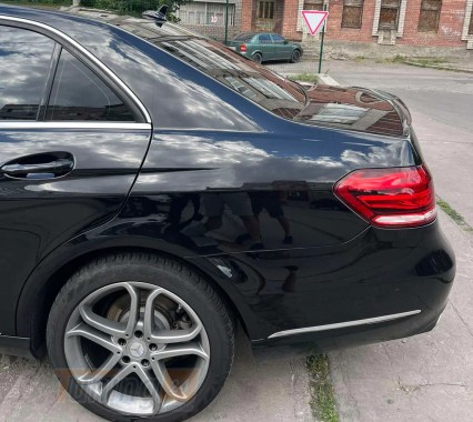 DD-T24 Спойлер LIP (Sunplex, чорний) на Mercedes E-сlass W212 2009-2016 - Зображення 5