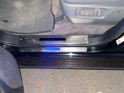 1234 Upgrade Хром накладки на пороги с подсветкой 1234Upgrade для Toyota Land Cruiser 200 2012-2015 Пороги с подсветкой на Тойота ЛК200 - Картинка 4