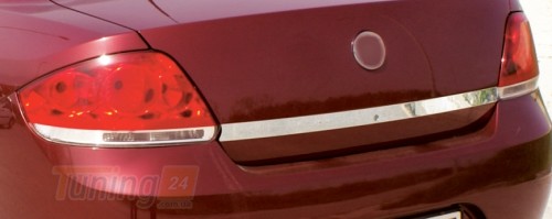 Carmos Хром накладка на крышку багажника Carmos из нержавейки для Fiat Linea 2006-2012 Кромка багажника Фиат Линеа без дырки под ключ - Картинка 2